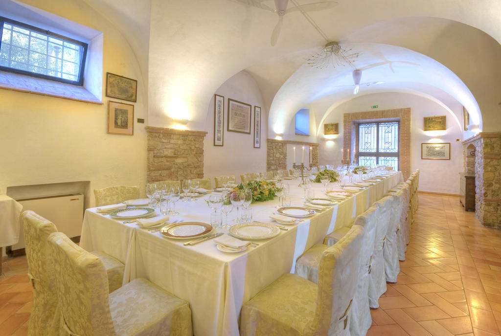 Marchese Del Grillo Hotel Fabriano Exterior photo