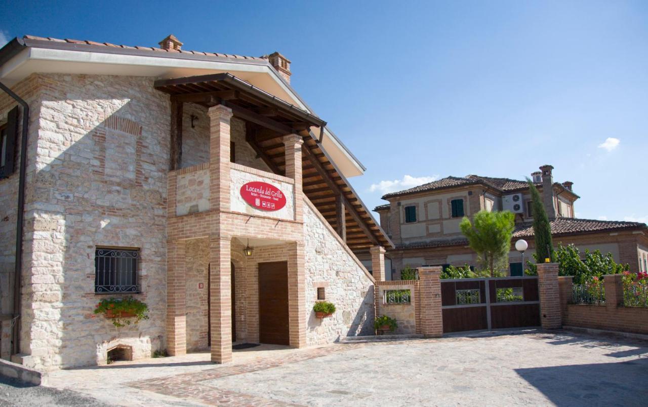 Marchese Del Grillo Hotel Fabriano Exterior photo